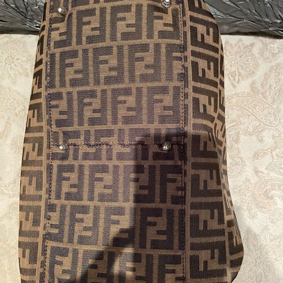 Fendi Zucca Tote - great condition - Picture 5 of 9